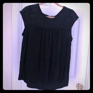 Black cap sleeve tee
